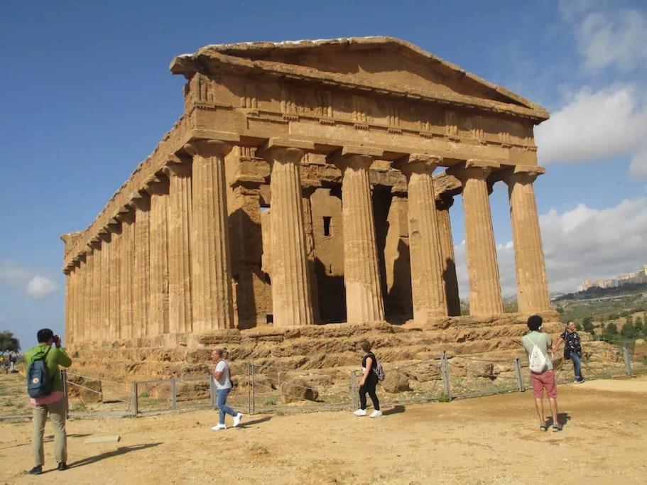 La Casetta Di Ciccio ซานเลโอเน ภายนอก รูปภาพ